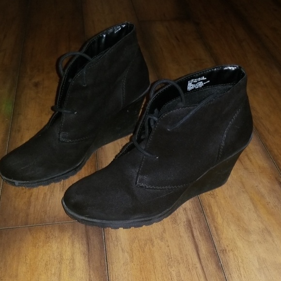 Booties - Picture 1 of 4